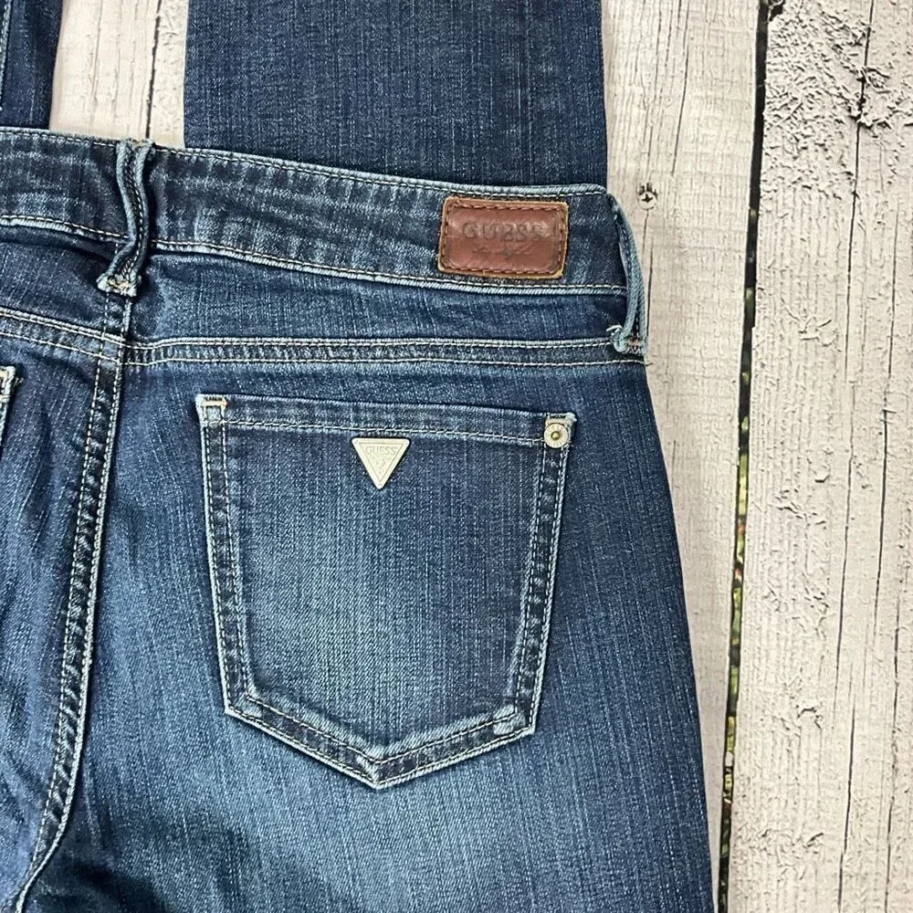 GUESS Cropped Cigarette Jeans